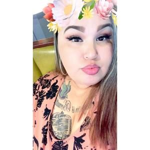 Meet your Posher, Lorena